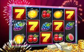 Filipino player claiming a vph777 promotion bonus on mobile phone